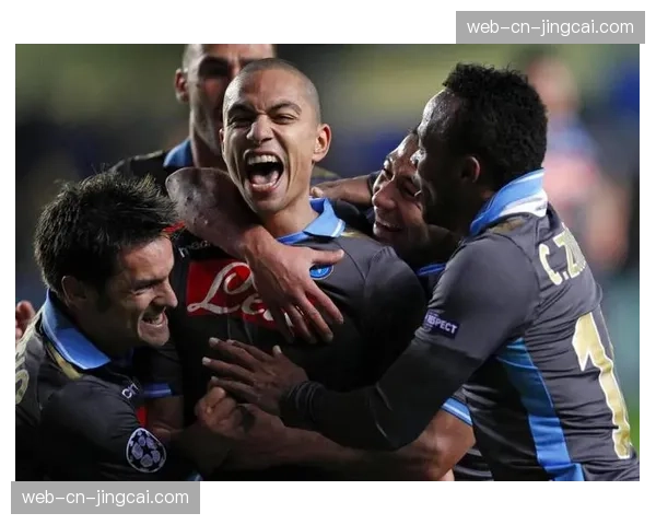 摩纳哥发布2026-27赛季主场球衣,设计致敬1997年欧冠冠军阵容 摩纳哥发布2026-27赛季主场球衣,设计致敬1997年欧冠冠军阵容